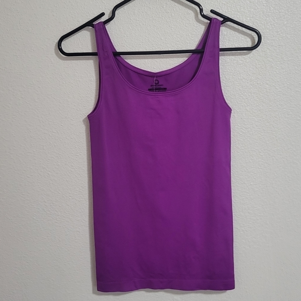 NWT Nikibiki Sport top Sorteck size s/m